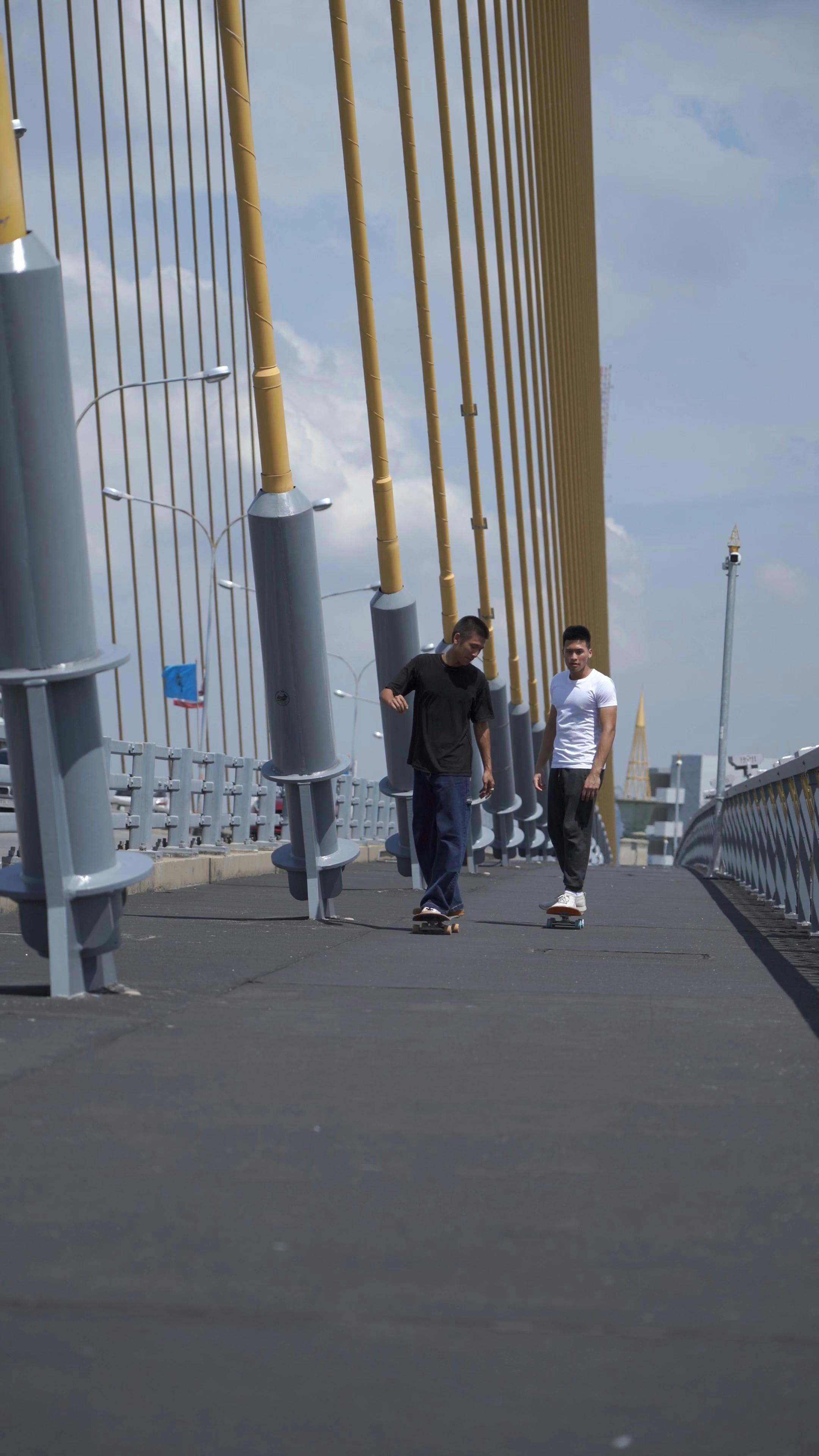 Men Riding on Skateboards \u00b7 Free Stock Video